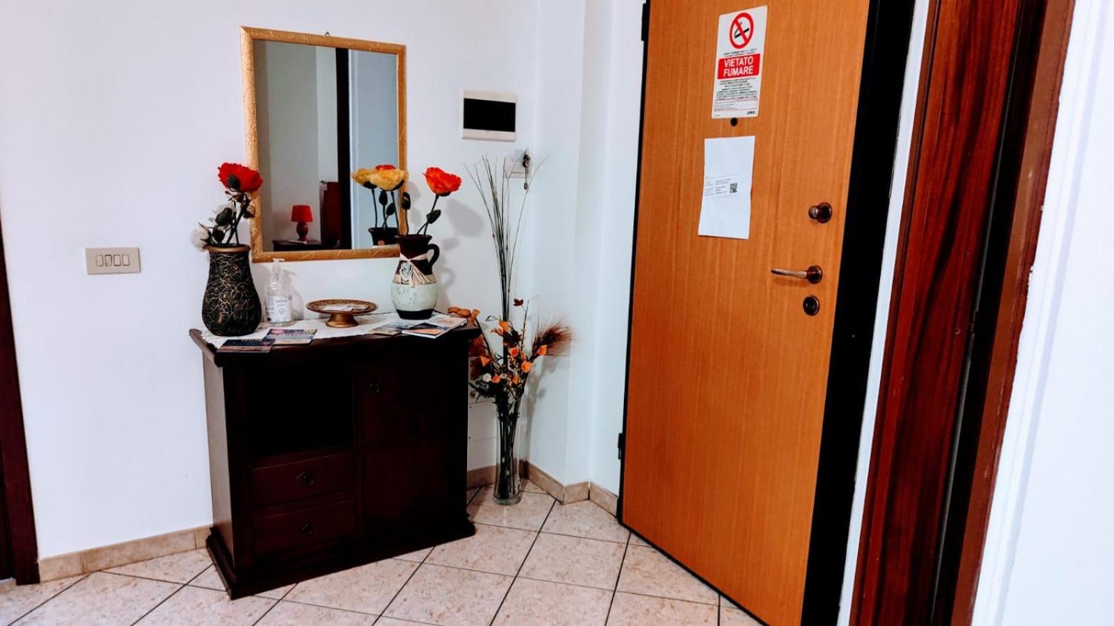 La Casa Del Viale Daire Solarino Dış mekan fotoğraf